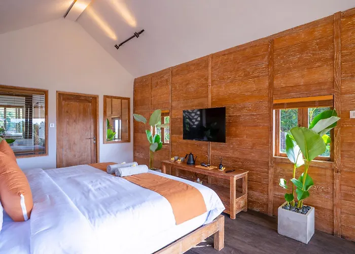 Ocean & Mountain View Villa, Waterfalls, Eco-luxe By Santrian Hotel *