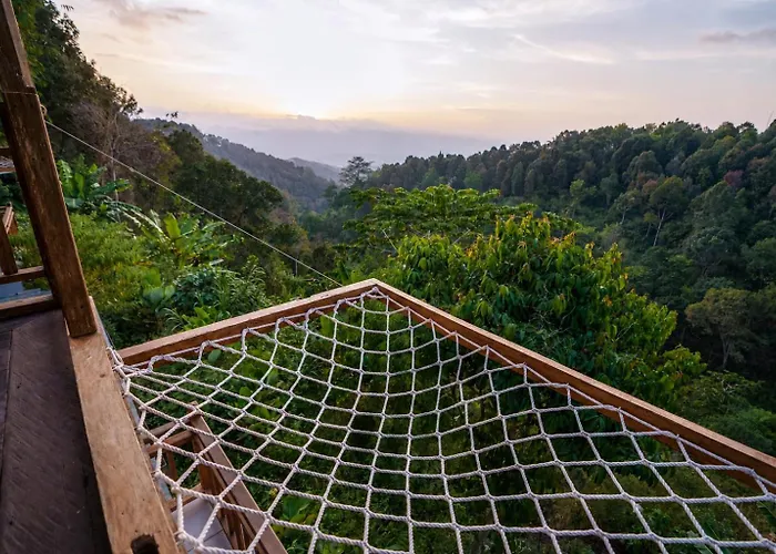 Ocean & Mountain View Villa, Waterfalls, Eco-luxe By Santrian Hotel
