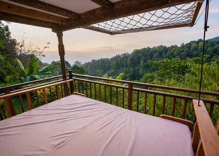 Hotel Ocean & Mountain View Villa, Waterfalls, Eco-luxe By Santrian Munduk